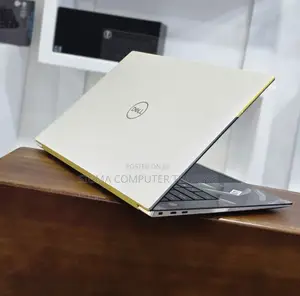 New Laptop Dell XPS 15 32GB Intel Core I9 SSD 2T