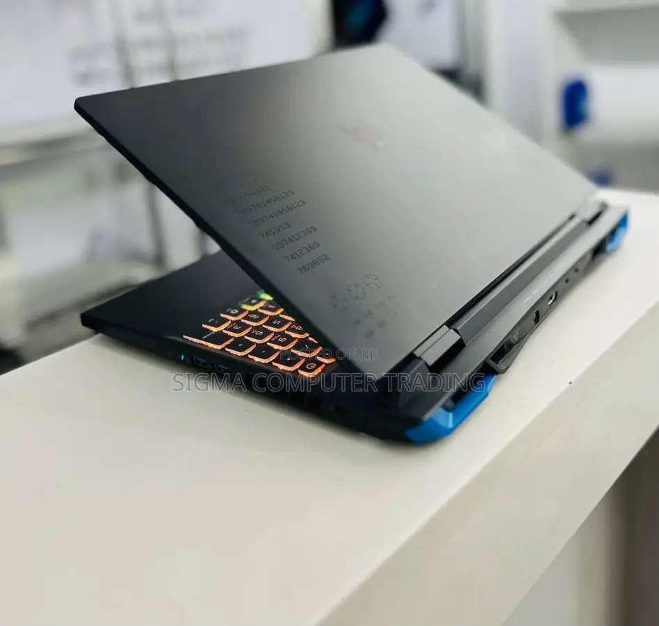 New Laptop Acer Predator Helios 300 16GB Intel Core I9 SSD 1T