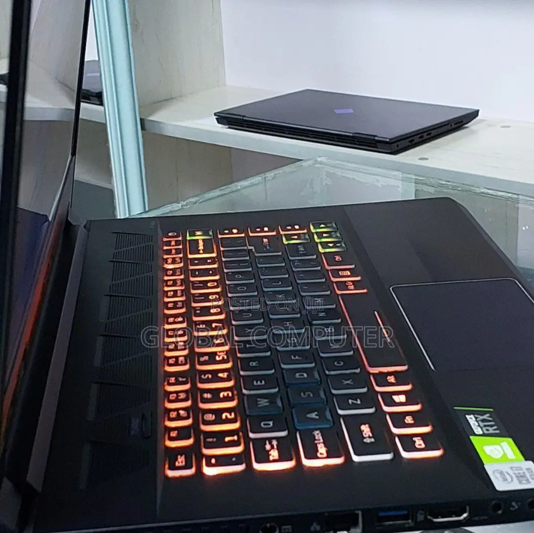 New Laptop Acer Aspire 2020 32GB Intel Core I7 SSD 1T