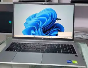 Photo - New Laptop HP ProBook 430 16GB Intel Core I5 SSD 512GB