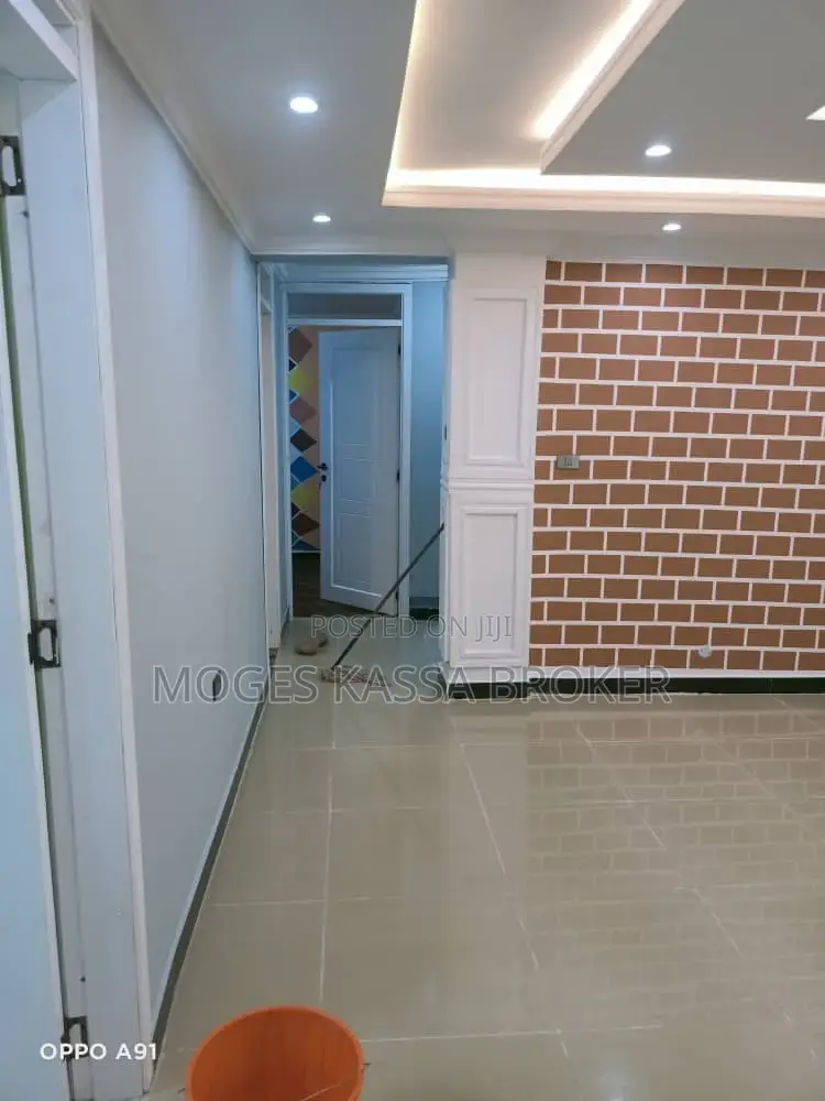 3bdrm Condo in ኮየ ፈቼ የሚሸጥ ኮንዶምኒየም, Yeka for sale