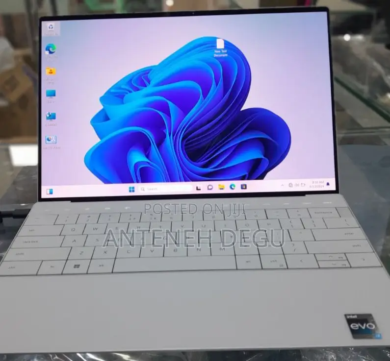 New Laptop Dell XPS 13 32GB Intel Core I7 SSD 1T