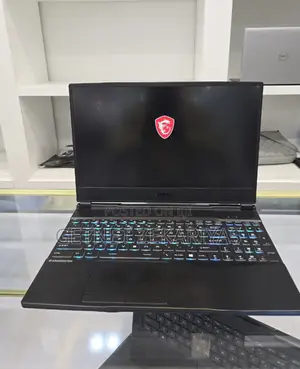 New Laptop MSI GP73 Leopard 8RD 16GB Intel Core I7 HDD+SSD 256GB