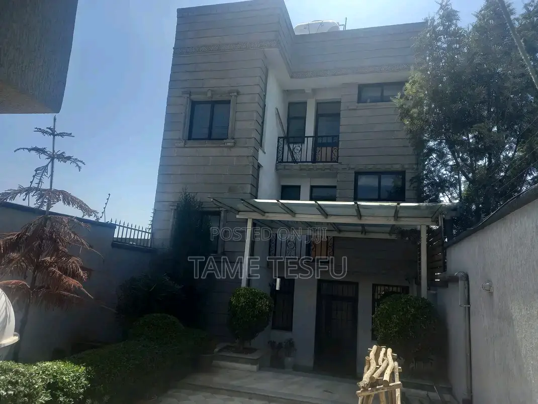 Furnished 4bdrm House in Summit, Bole for sale