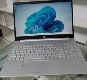 New Laptop HP Stream Notebook 8GB AMD Ryzen 3 SSD 256GB