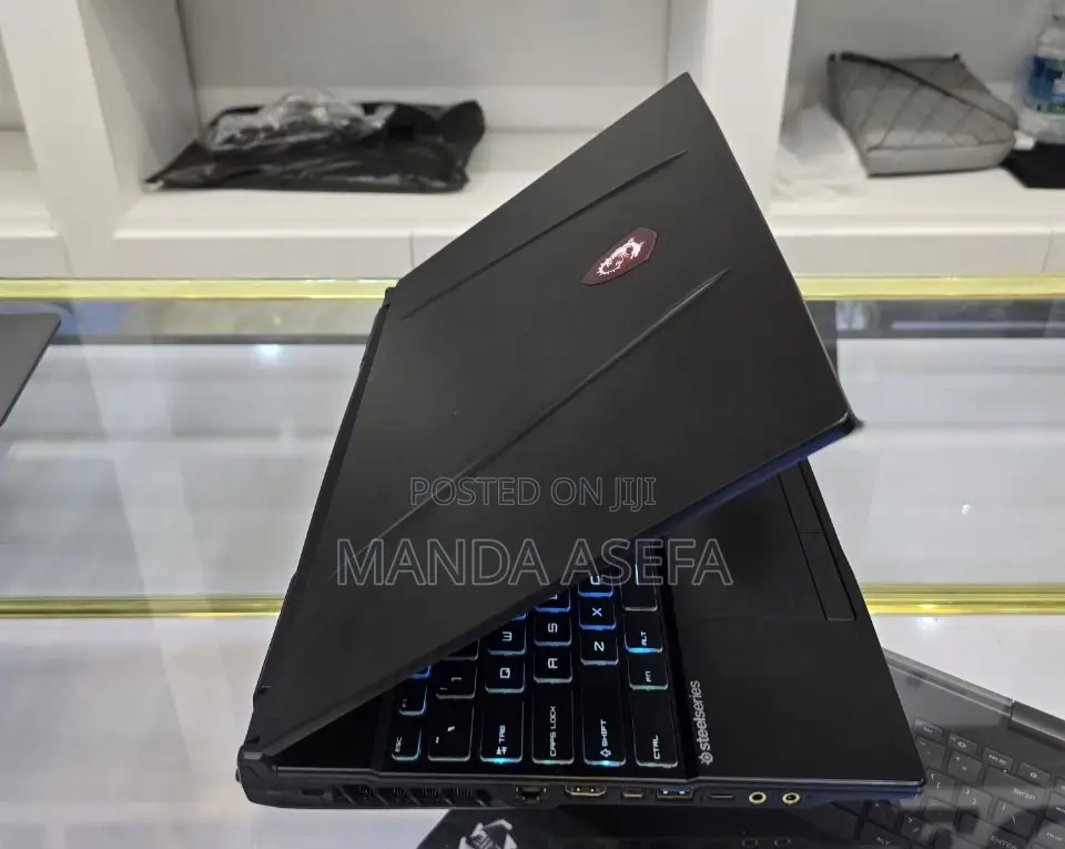 New Laptop MSI GP75 Leopard 16GB Intel Core I7 HDD+SSD 256GB