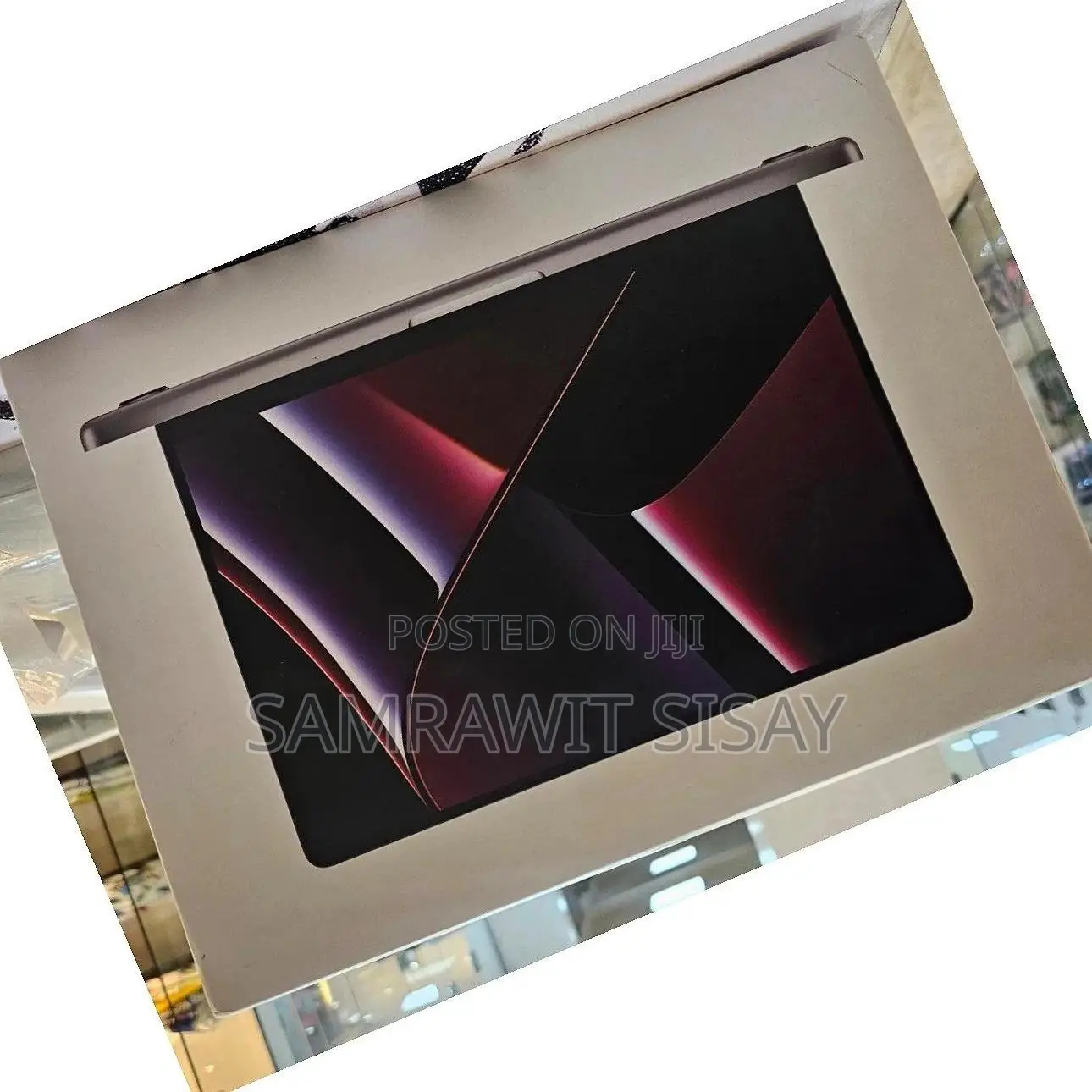 New Laptop Apple MacBook Pro 2022 M2 16GB Apple M2 SSD 512GB