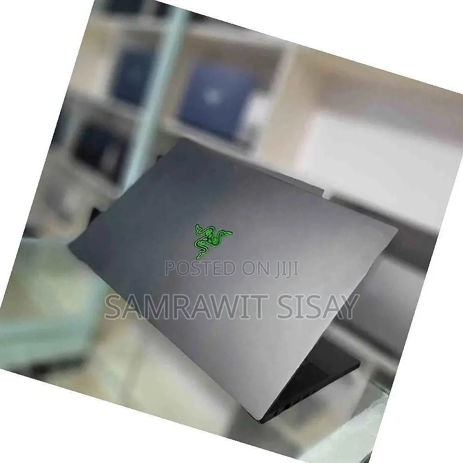 New Laptop Razer Blade 16GB Intel Core i7 SSD 512GB