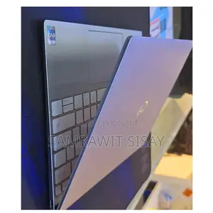 Photo - New Laptop Dell XPS 13 16GB Intel Core i7 SSD 512GB