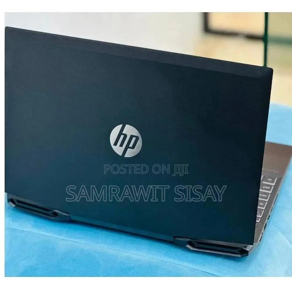 New Laptop HP Pavilion 15 16GB Intel Core i7 SSD 256GB