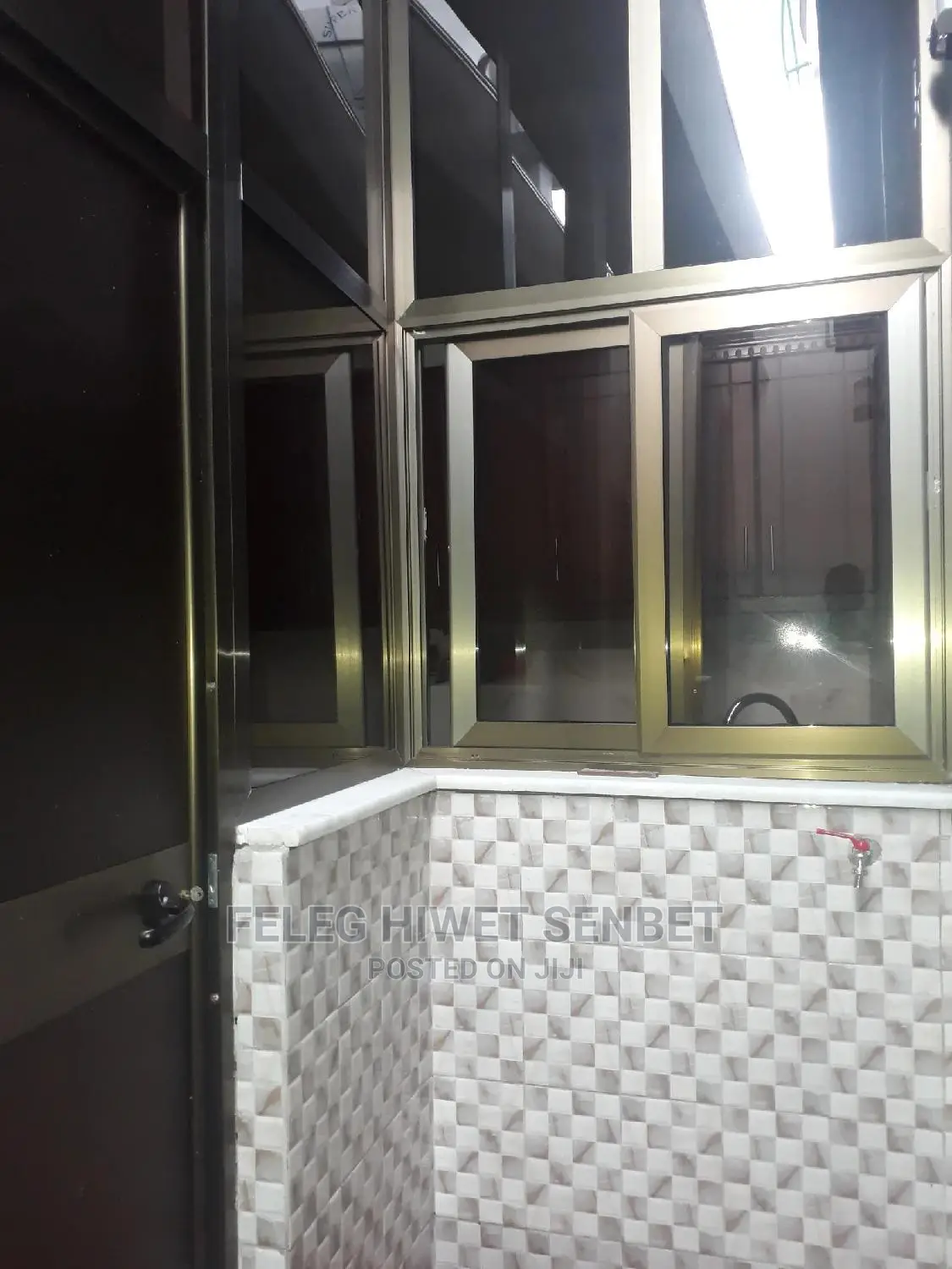 Furnished 5bdrm Villa in Aa, Bole for Sale