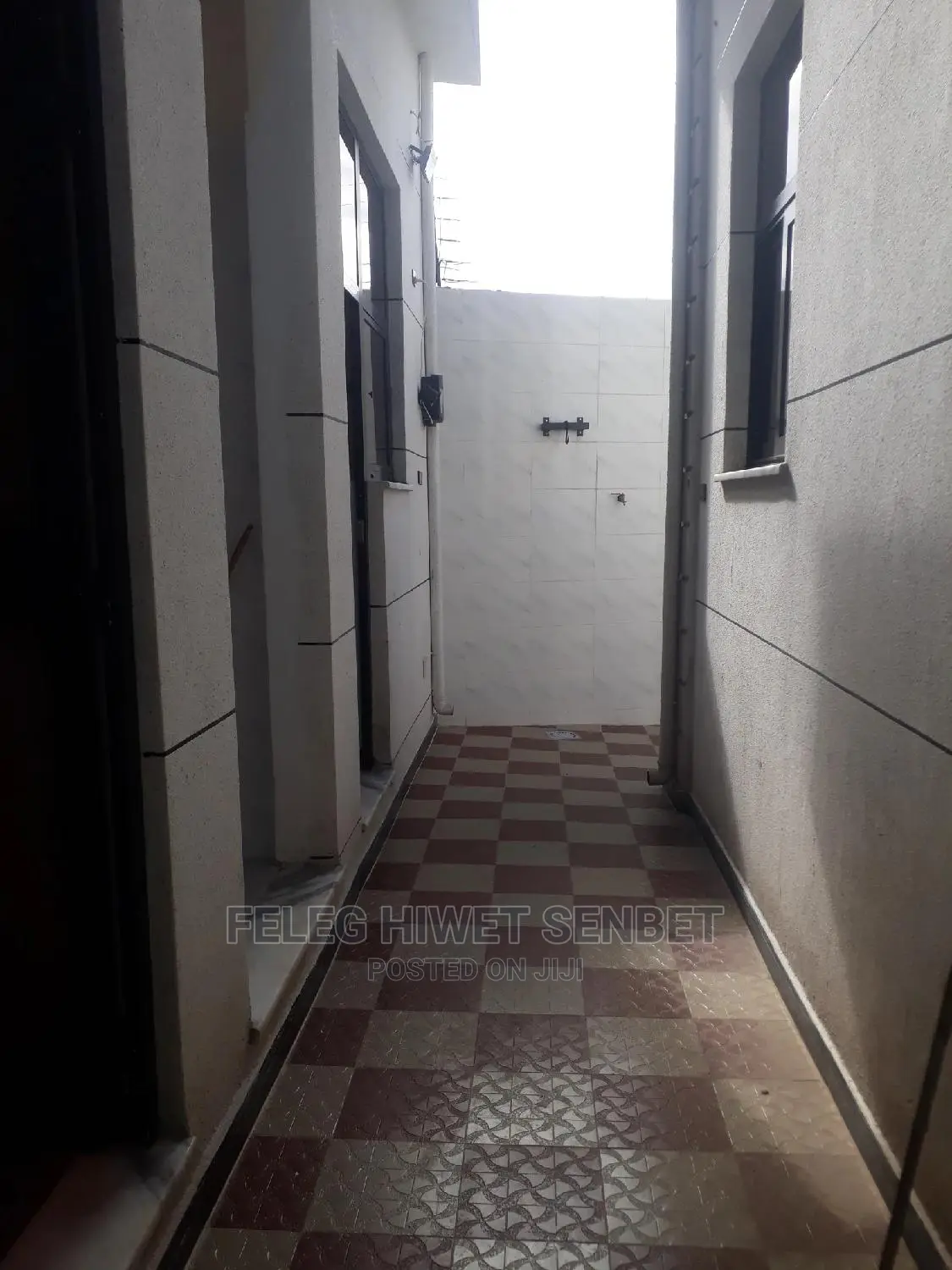 Furnished 5bdrm Villa in አአ, Bole for Sale