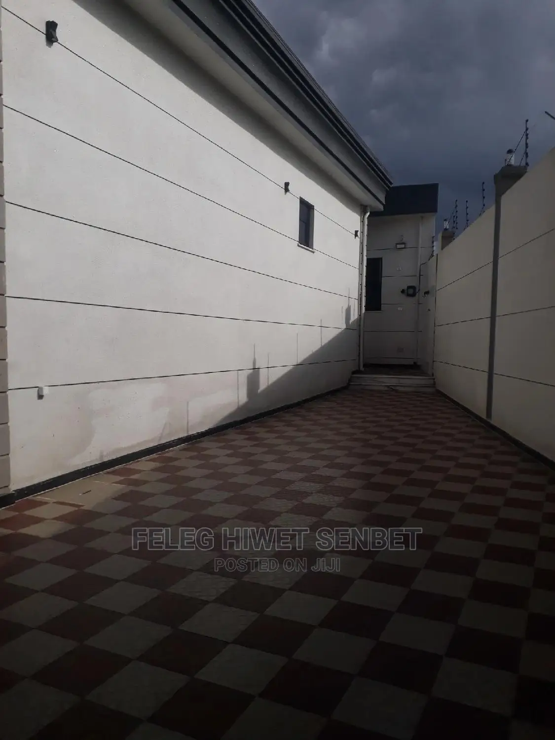 Furnished 5bdrm Villa in አአ, Bole for Sale