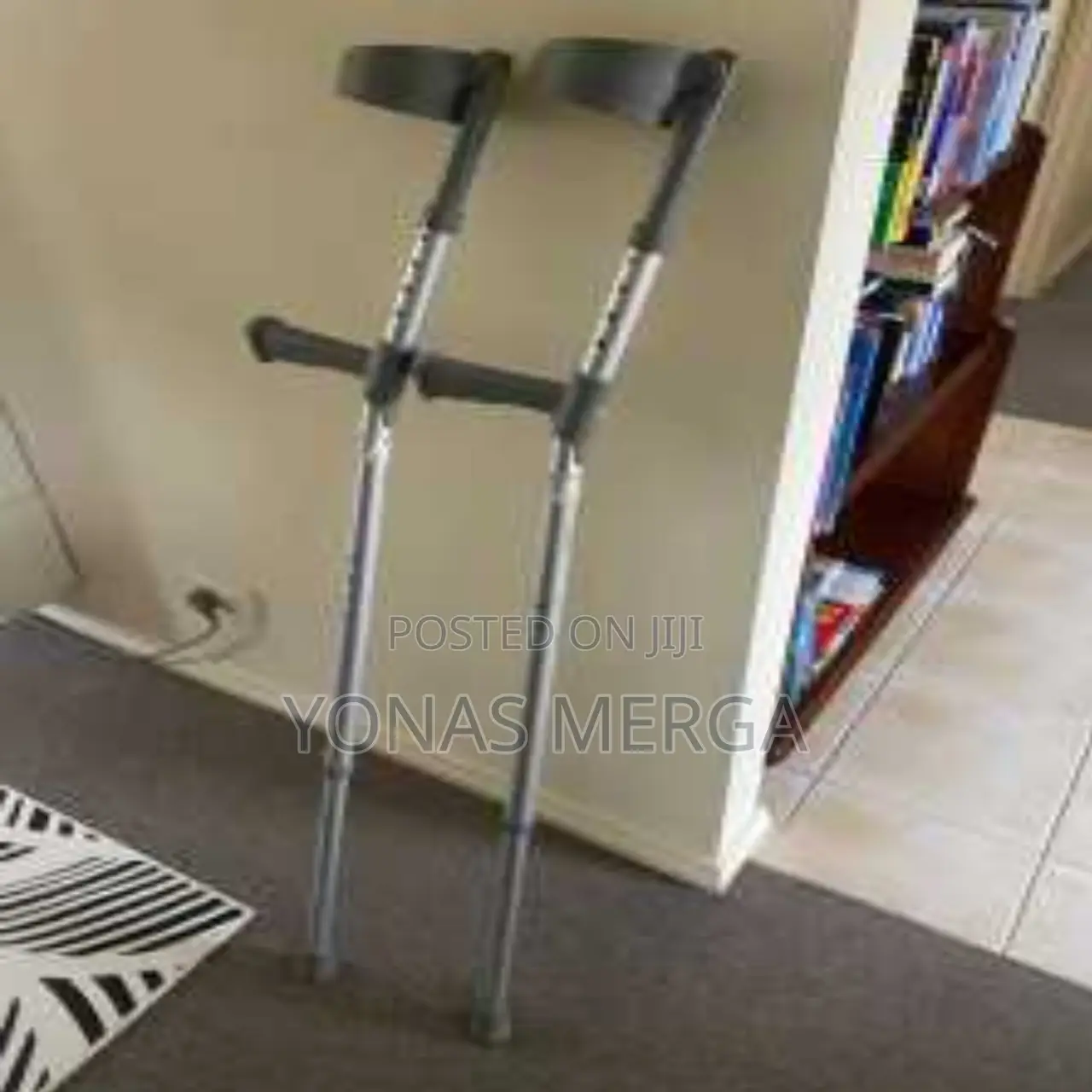 Cranch棚crutches Crunch(Aluminium) Adjustable in Seconds/ክራንች