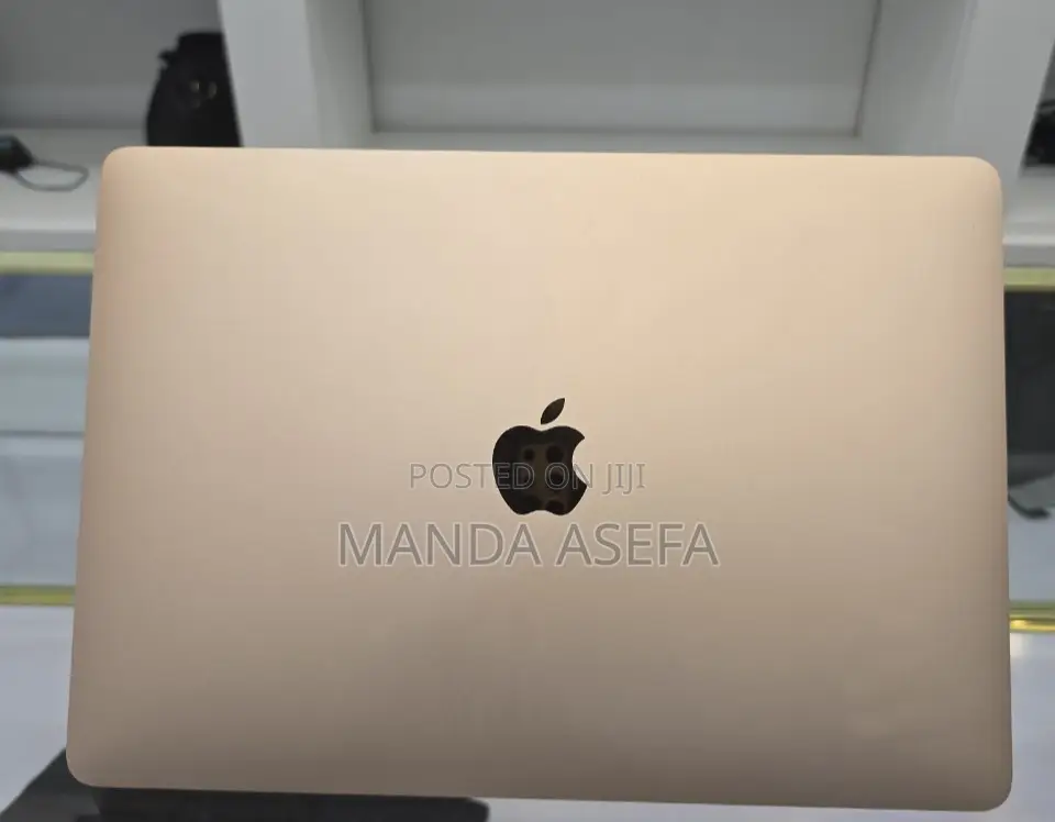 New Laptop Apple MacBook Air 8GB Apple M1 SSD 256GB