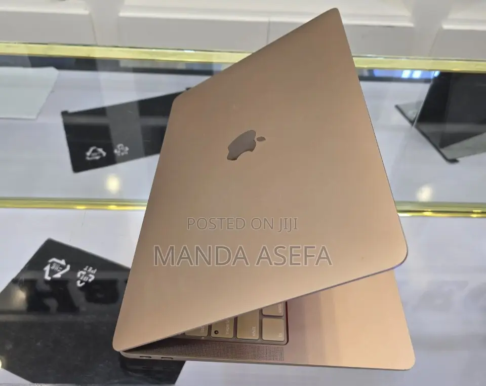 New Laptop Apple MacBook Air 8GB Apple M1 SSD 256GB