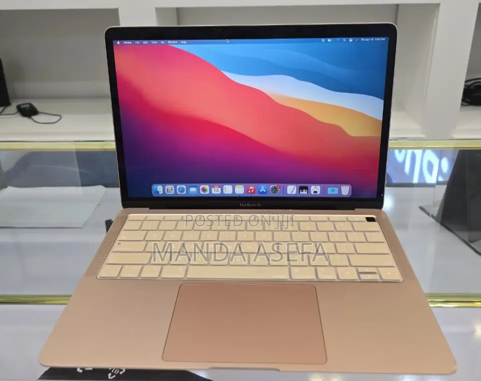 New Laptop Apple MacBook Air 8GB Apple M1 SSD 256GB