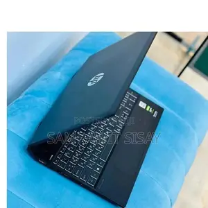 Photo - New Laptop HP Pavilion 15 16GB Intel Core i7 SSD 256GB