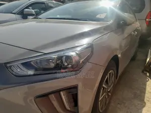 Photo - New Hyundai Ioniq 2023 Teal