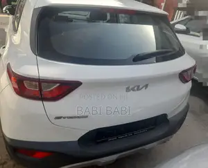 New Kia Stonic 2023 White