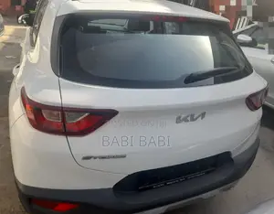 New Kia Stonic 2023 White