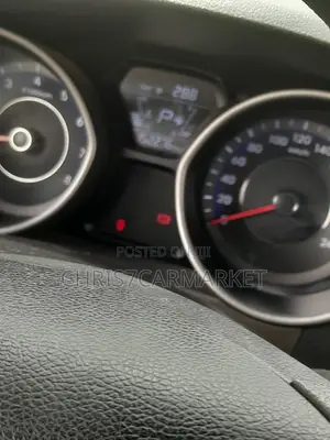 Hyundai Elantra 2015 Silver