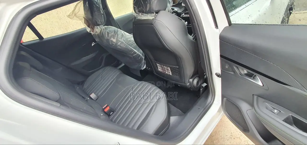 New Peugeot 2008 2023 White