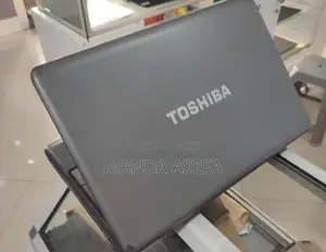 Laptop Toshiba 4GB Intel Core I3 HDD 500GB