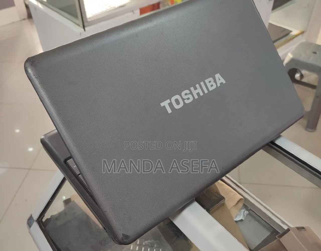 Laptop Toshiba 4GB Intel Core I3 HDD 500GB