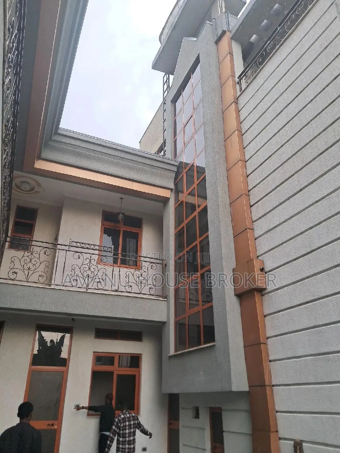 12bdrm House in Addis Ababa, Bole for rent