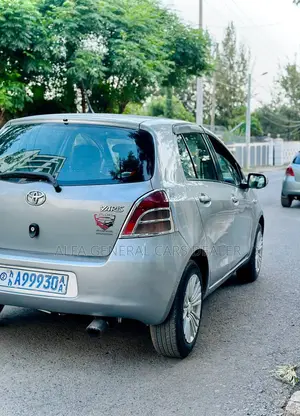 Toyota Yaris 2007 Silver