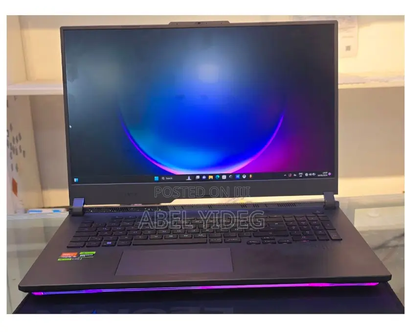 New Laptop Asus 32GB AMD Ryzen 9 SSD 1T