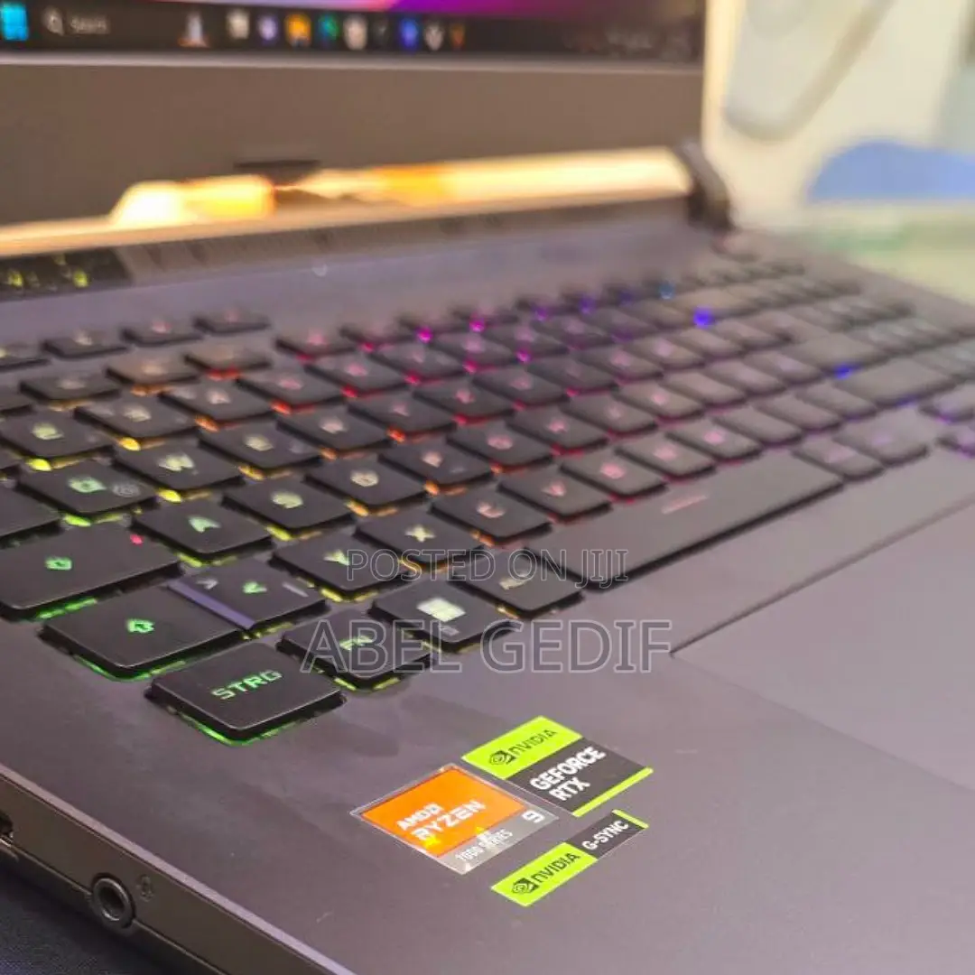 New Laptop Asus ROG Strix SCAR 15 32GB AMD Ryzen 9 SSD 1T