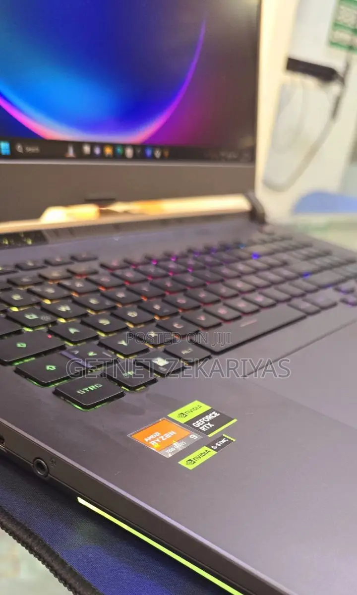 New Laptop Asus ROG Strix SCAR 15 32GB AMD Ryzen 9 SSD 1T