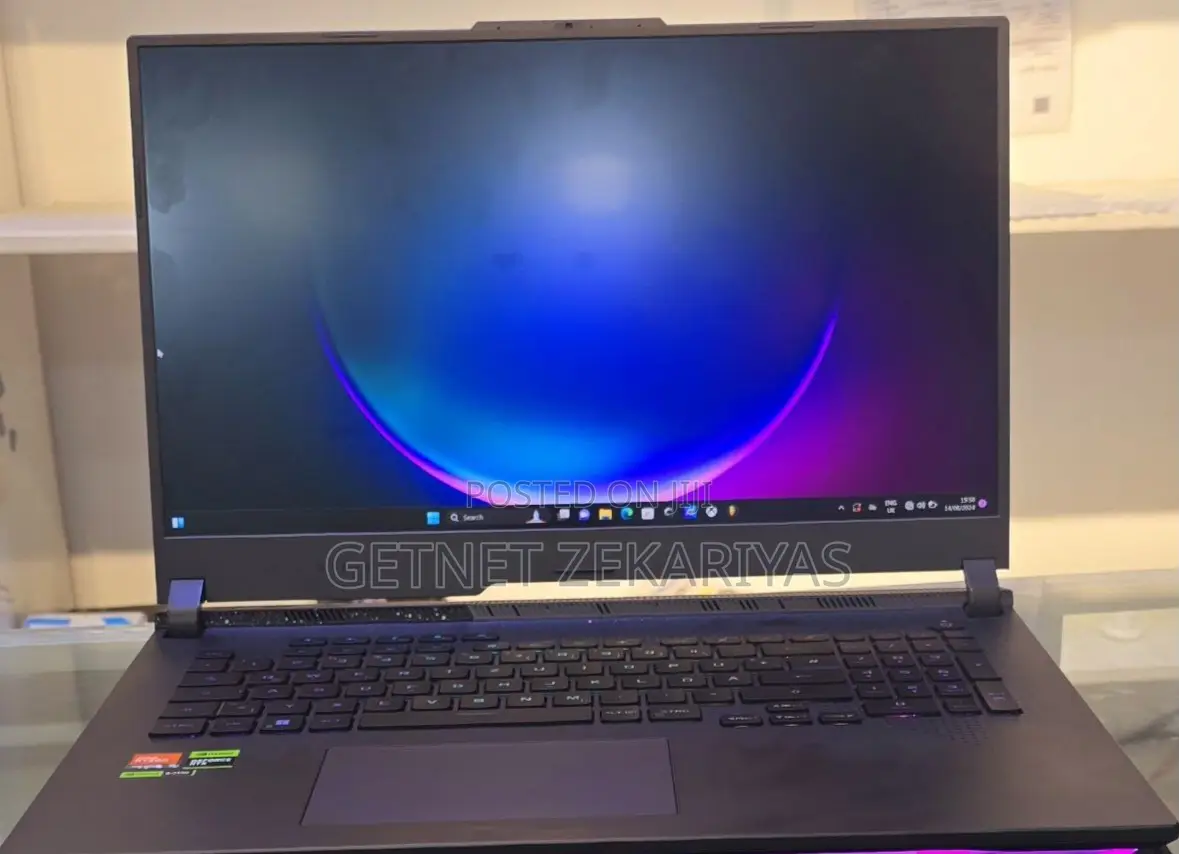 New Laptop Asus ROG Strix SCAR 15 32GB AMD Ryzen 9 SSD 1T