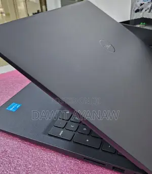 New Laptop Dell Inspiron 15 8GB Intel Core I3 SSD 256GB