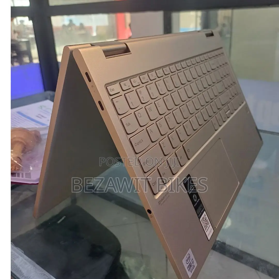 New Laptop Lenovo Yoga C740 12GB Intel Core I7 SSD 512GB