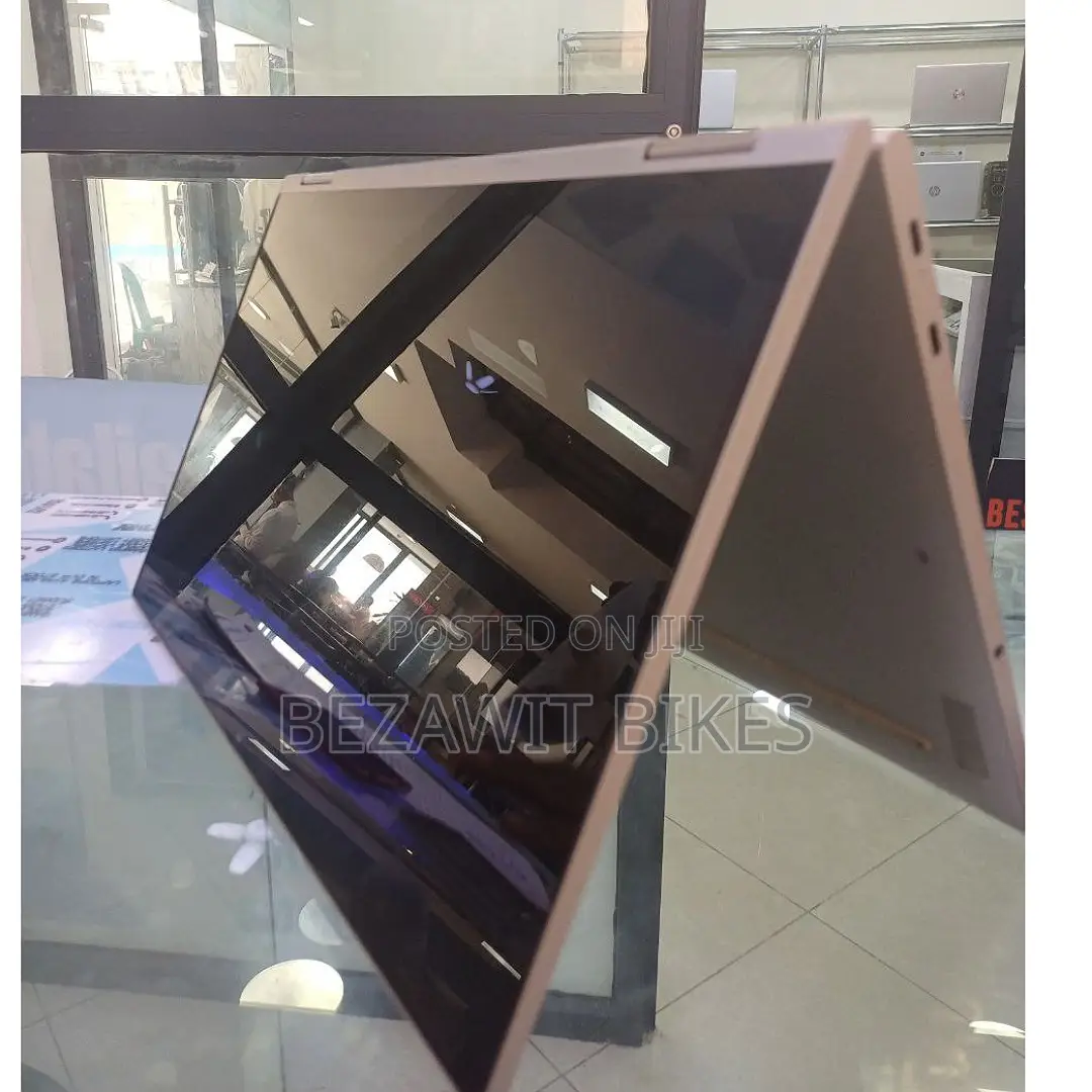 New Laptop Lenovo Yoga C740 12GB Intel Core I7 SSD 512GB