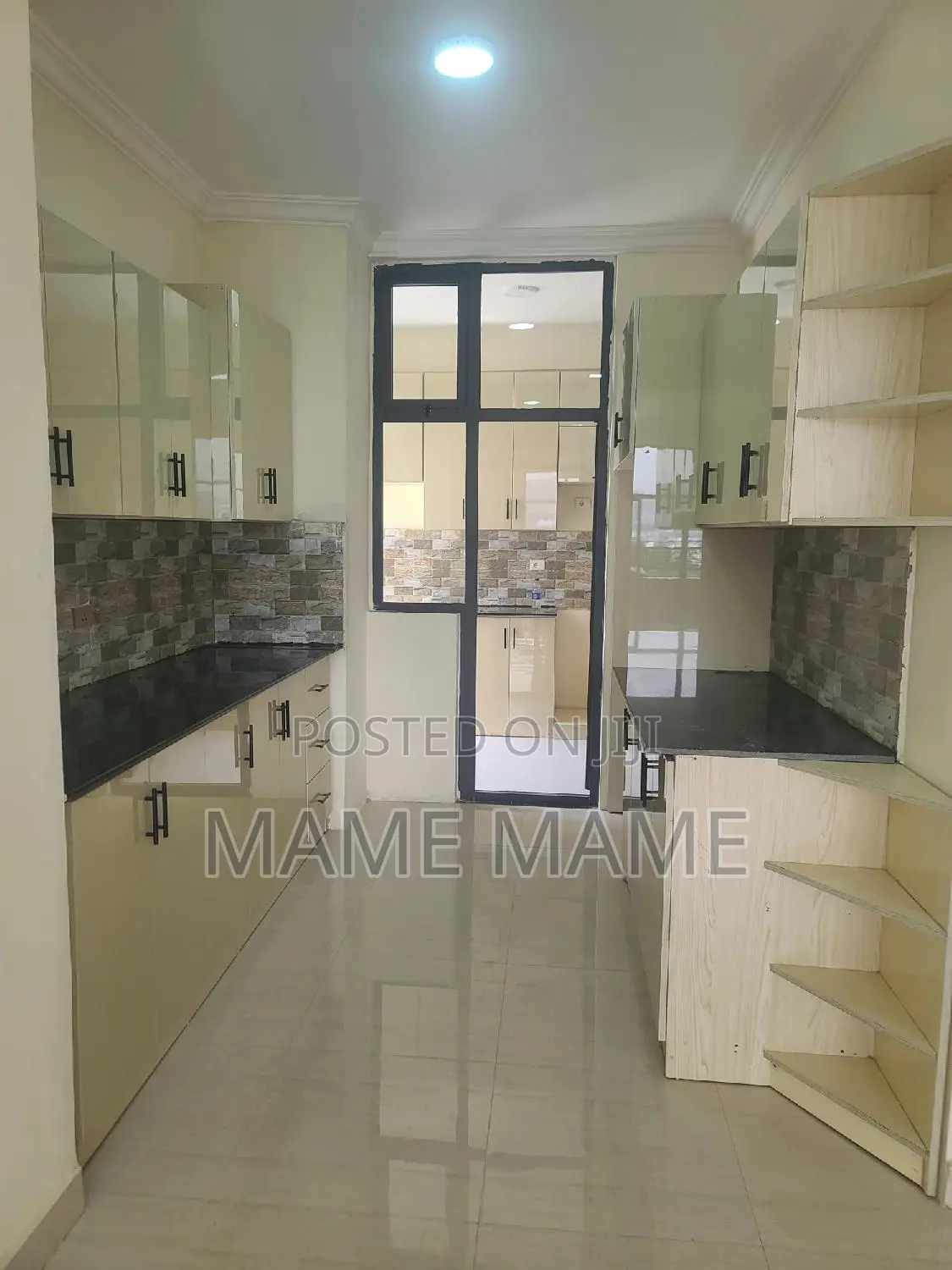 3bdrm Apartment in Addis Abeba, Bole for rent