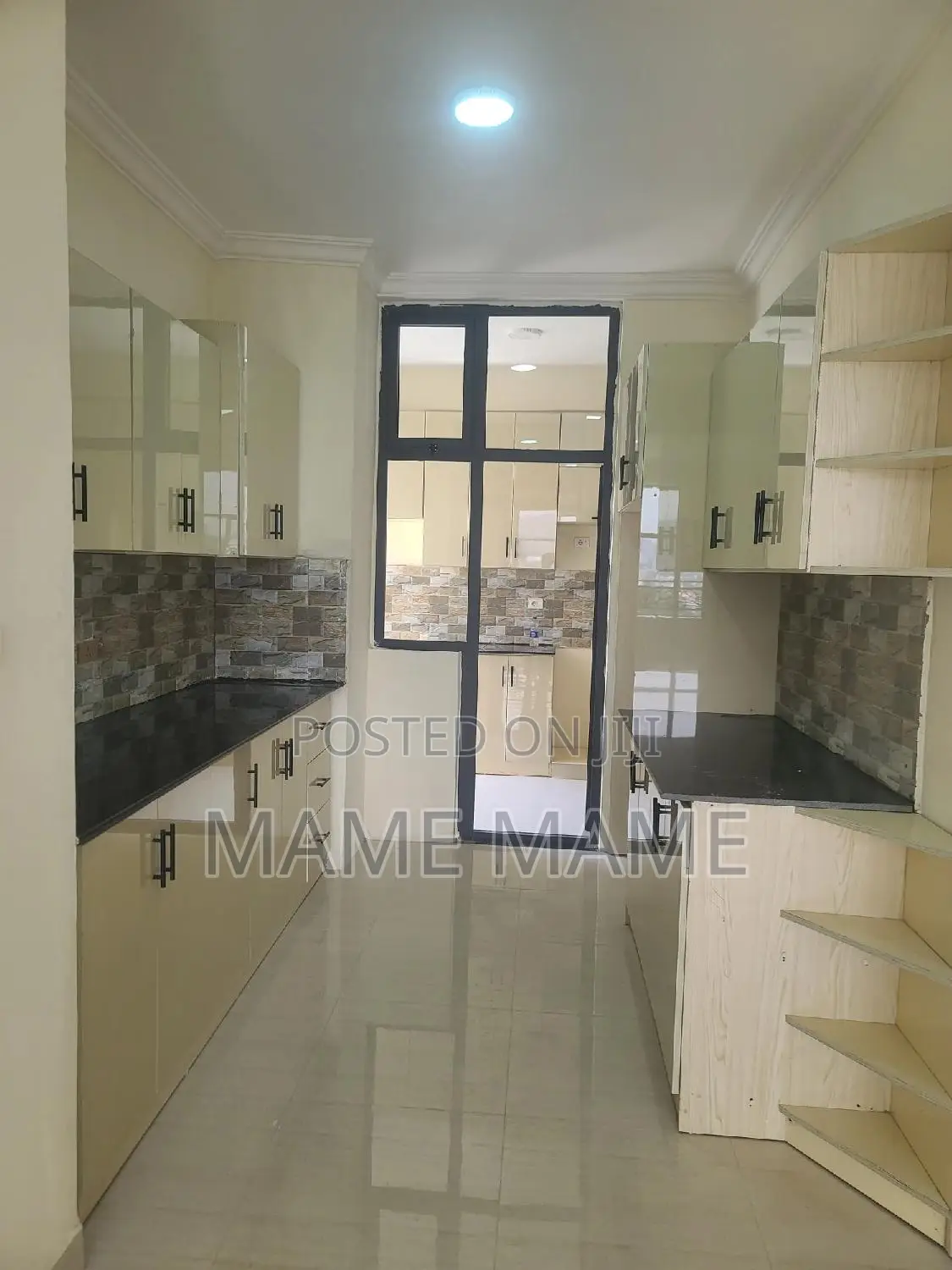 3bdrm Apartment in Addis Abeba, Bole for rent