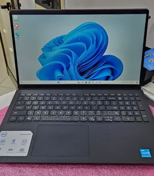 Photo - New Laptop Dell Inspiron 15 8GB Intel Core I3 SSD 256GB