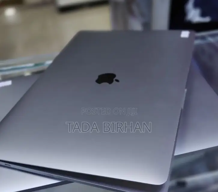 New Apple MacBook Pro 2017 16GB Intel Core I7 SSHD (Hybrid) 512GB