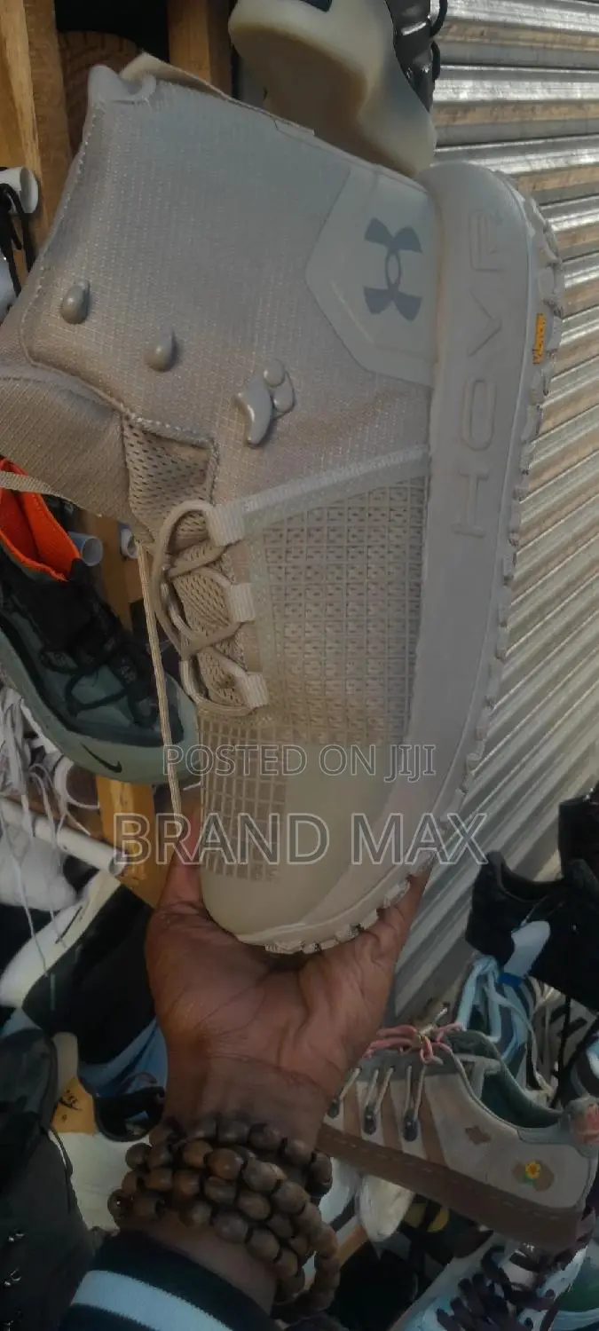 Under Armour Boots Master Quality