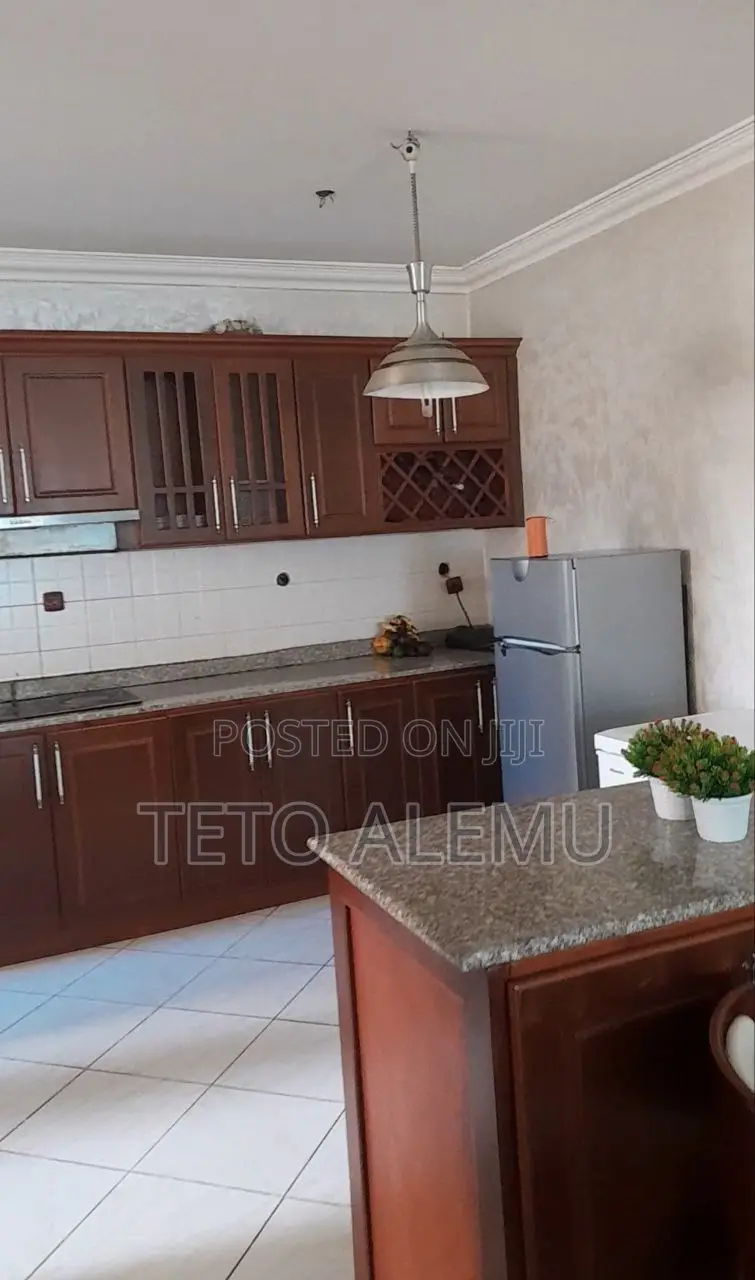 6bdrm House in የሚሸጥ ቤት ቦሌ ቡልቡላ, Bole for sale