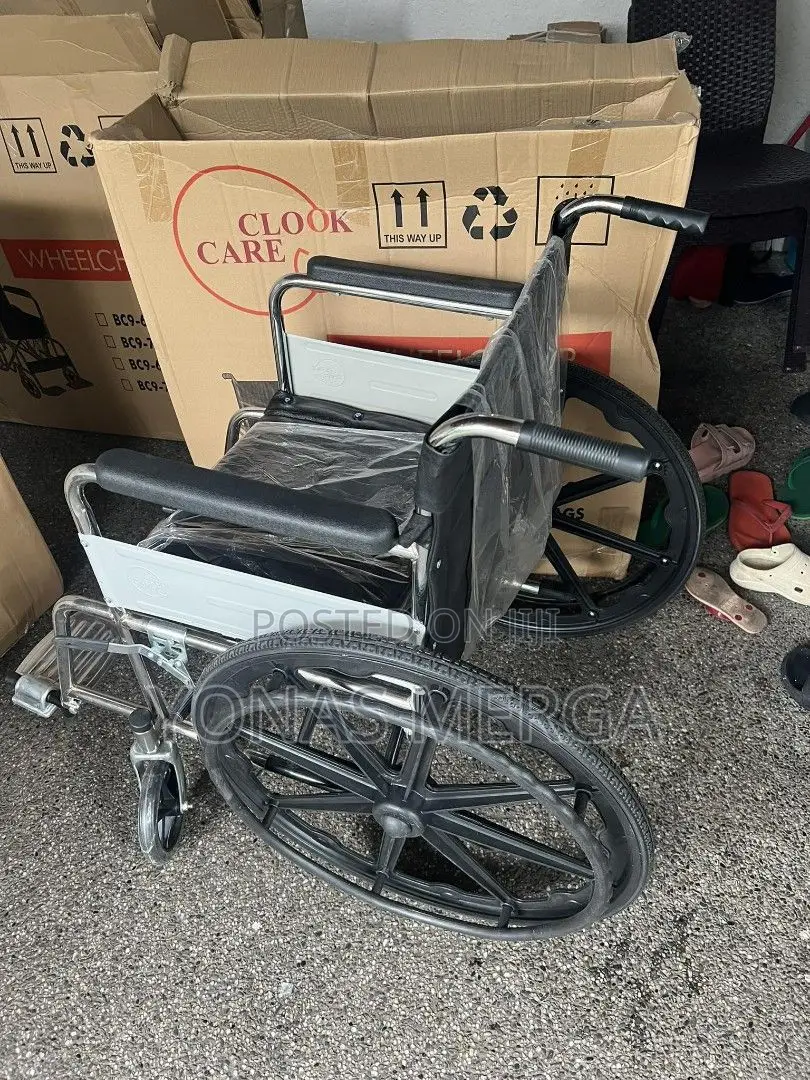 Wheelchair哭wheelchair一all Black Aluminum (TRAVEL WHEELCHAIR)