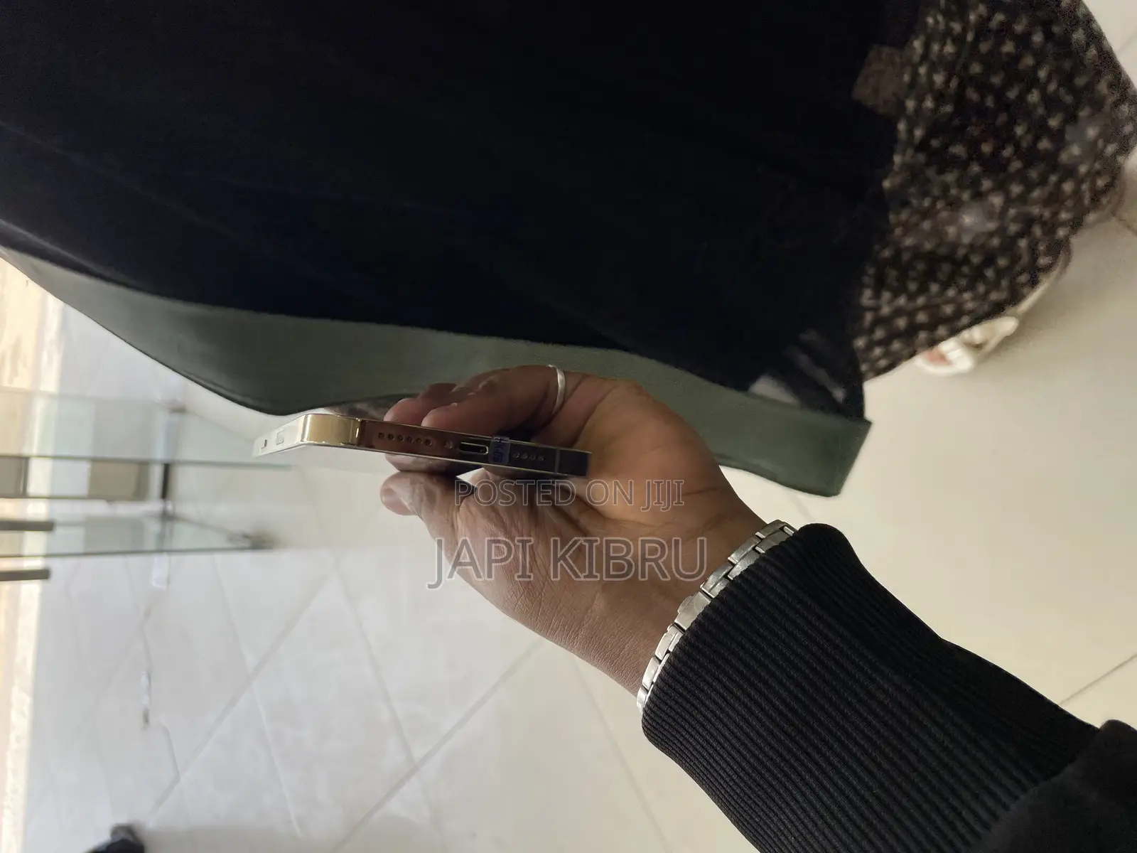 New Apple iPhone 12 Pro Max 256 GB Gold