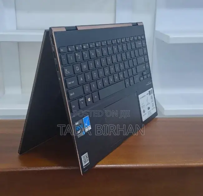 New Laptop Asus VivoBook 15 X505BA 18GB Intel Core I7 SSD 512GB