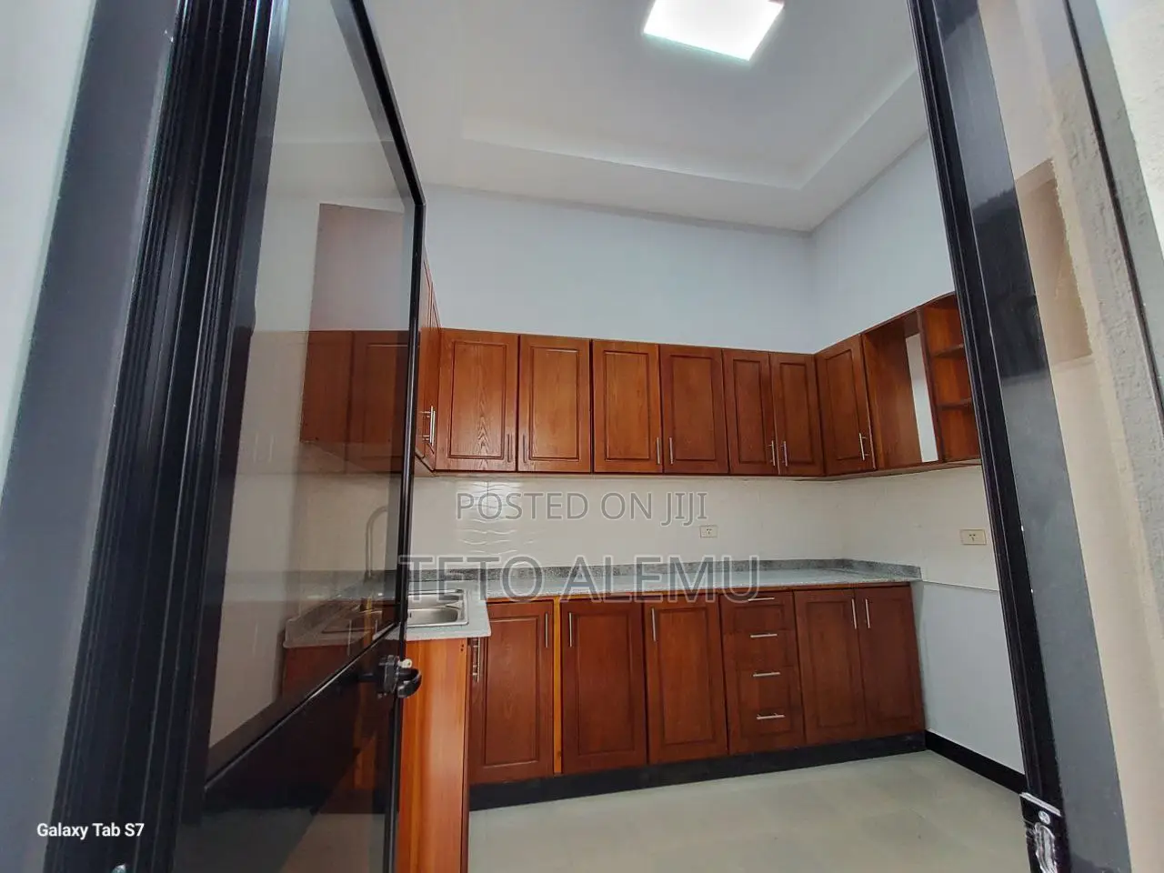 3bdrm Villa in የሚሸጥ ቪላ ቤት ሰሚት, Bole for sale