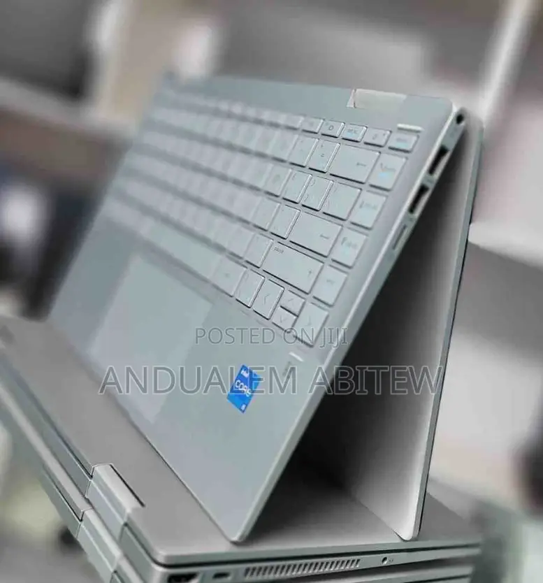 New Laptop HP Pavilion 15 8GB Intel Core I5 SSD 512GB