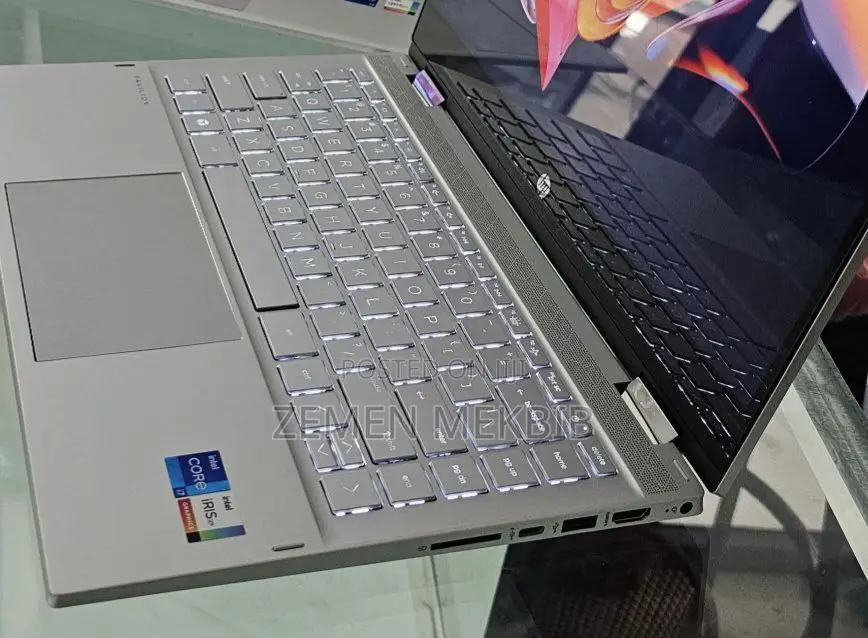 New Laptop HP Pavilion 13 X360 8GB Intel Core I5 SSD 512GB